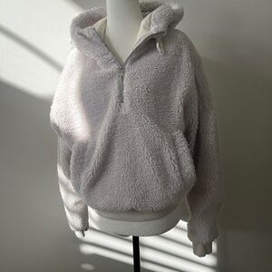 Lululemon Fleese pullover